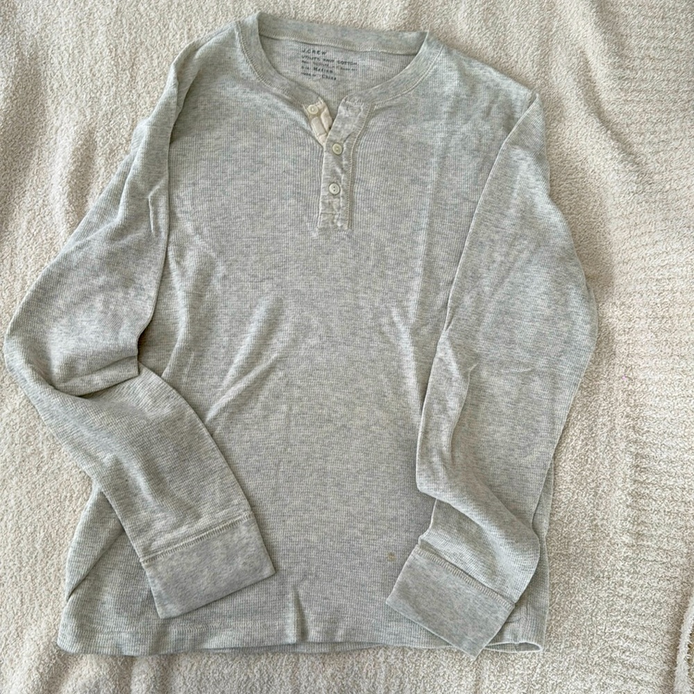 Long sleeve shirt